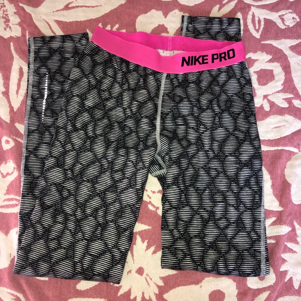 Nike pro running leggings